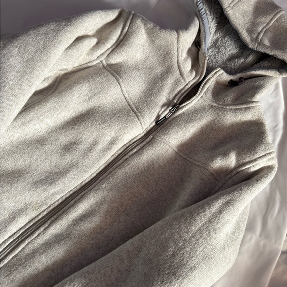 New Balance Cream Fleece Jacket - Picture 1 of 9
